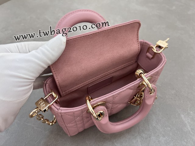 Dior专柜新款迪奥高仿原单复古粉羊皮Lady D-Joy手袋手提肩背斜挎女包 djfk1830